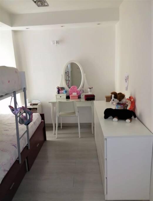 Apartamento Centro Rambla Alicante A Екстер'єр фото