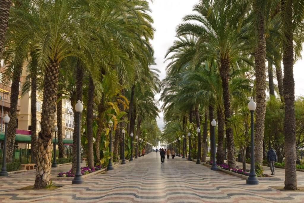 Apartamento Centro Rambla Alicante A Екстер'єр фото
